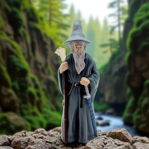 Lord Of The Rings Gandalf Burger King Toy - Picture 1 of 7